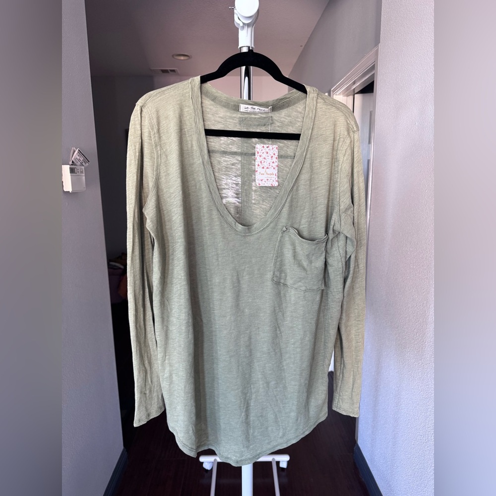 NWT Free People Long Sleeve V-Neck Top in “Faded Military” Green